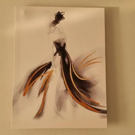 Apartment Comfy Apartment- Sunny Balcony *