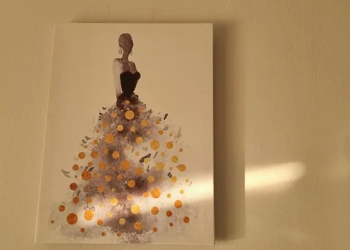 Comfy Apartment- Sunny Balcony * 地拉那