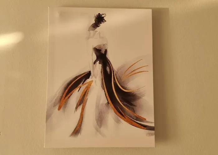 公寓 Comfy Apartment- Sunny Balcony *