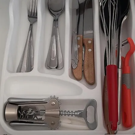 Comfy Apartment- Sunny Balcony Lejlighed Tirana