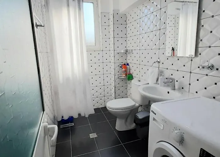 Lejlighed Comfy Apartment- Sunny Balcony *