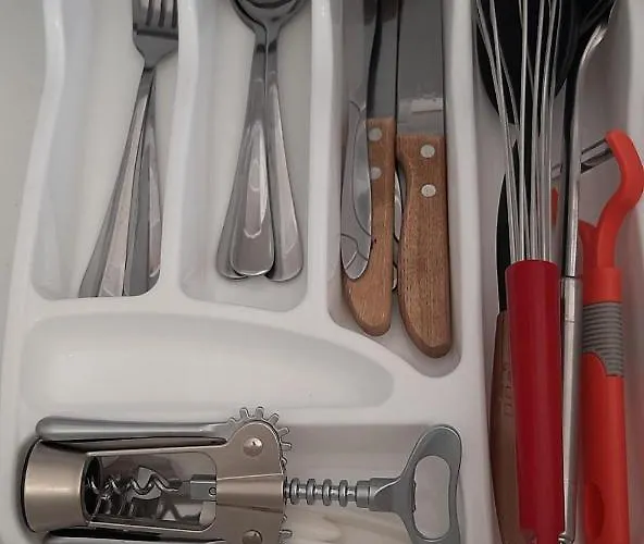 Comfy Apartment- Sunny Balcony Appartamento Tirana